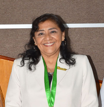 DRA. CARMEN VILLALVA
